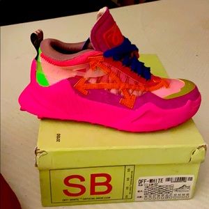OFF WHITE Shoes